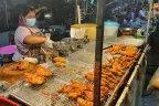 Bueng Kan Walking Street — Photos 9